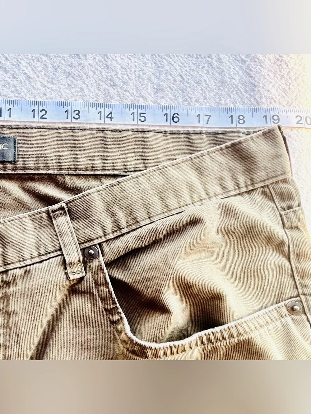 Banana Republic Men’s Distressed Brown Jeans